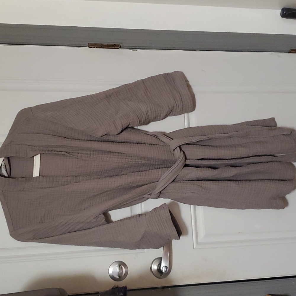 Parachute robe